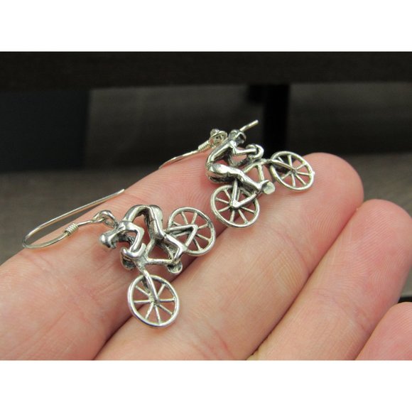 Sterling Silver Person Riding A Bike Rustic Earrings Vintage Wedding Engagement - Picture 2 of 5